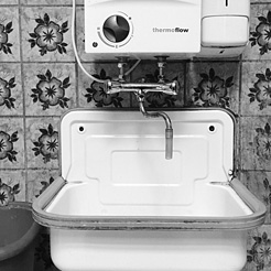 Utility sink white enameled DF