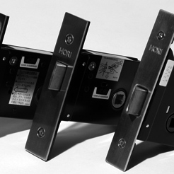 Lockcase for doorhandle 7 x 7mm BS63.5